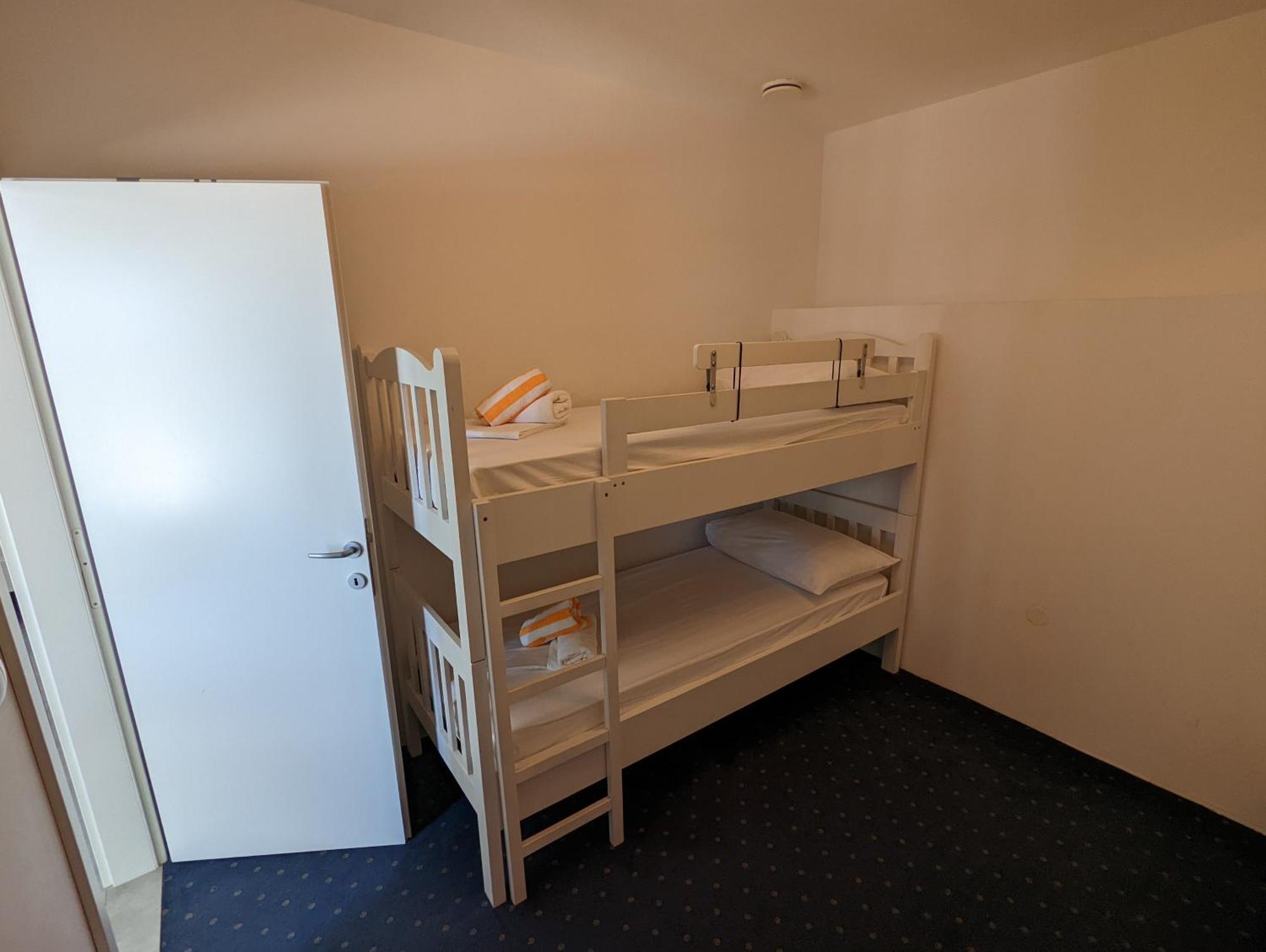 Apartments Stomarica Brela Habitación foto